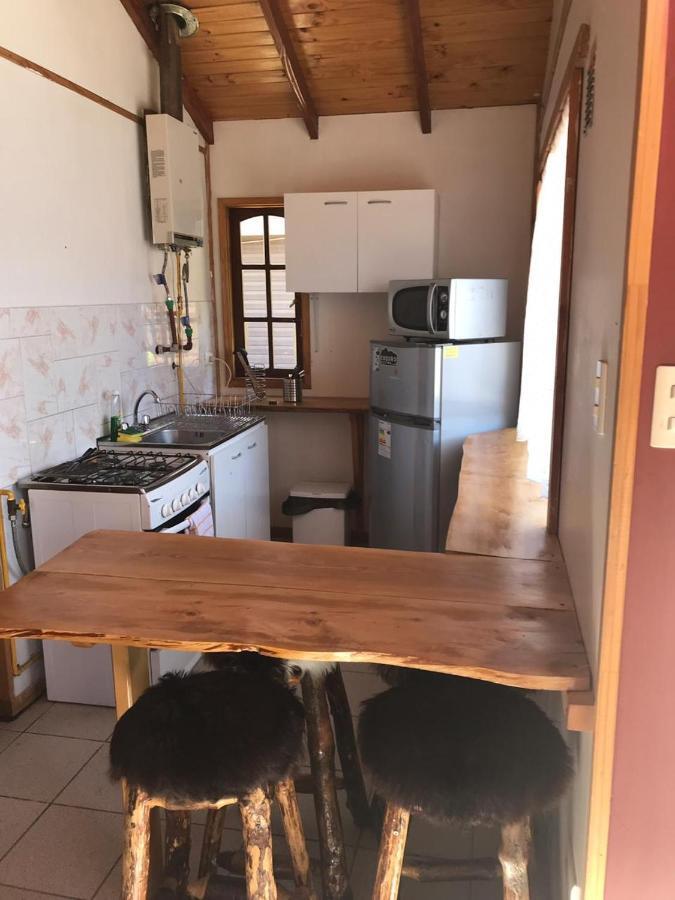 Apart Hotel Y Cabanas Valle Exploradores 푸에르토 트란퀼로 외부 사진