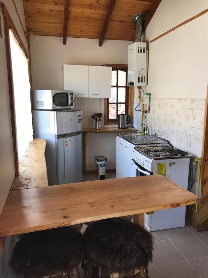 Apart Hotel Y Cabanas Valle Exploradores 푸에르토 트란퀼로 외부 사진